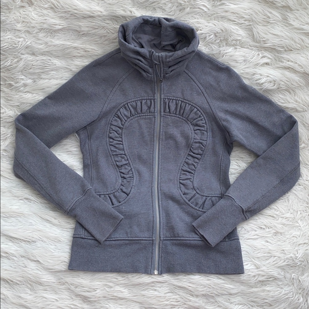 Lululemon | Cuddle Up Jacket - Picture 4 of 16